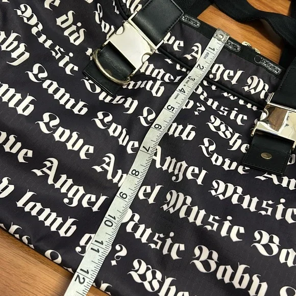 L.A.M.B. by Gwen Stefani Large Hella Tote - Picture 4 of 16